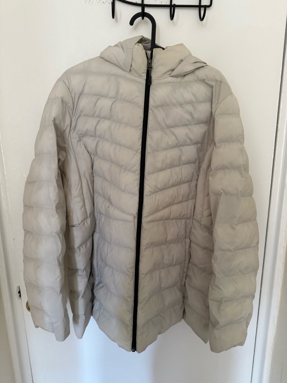 Light Cream Packable Puffer Jacket with Hood